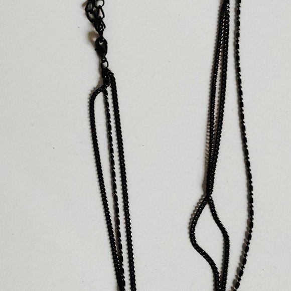 Black Crystal Bow Beaded Choker Necklace - Picture 6 of 6